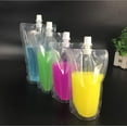 thumbnail image 4 of 50 bolsas de bebidas contenedor de bolsa de batido transparente bolsa de bebida de mano resistente a prueba de fugas y sellable 8.4 oz para botellas de bebidas de jugo congelado un embudo de plástico, 4 of 6