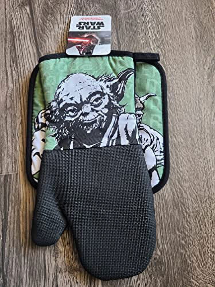 Star Wars Darth Vader Silicone Oven Gloves