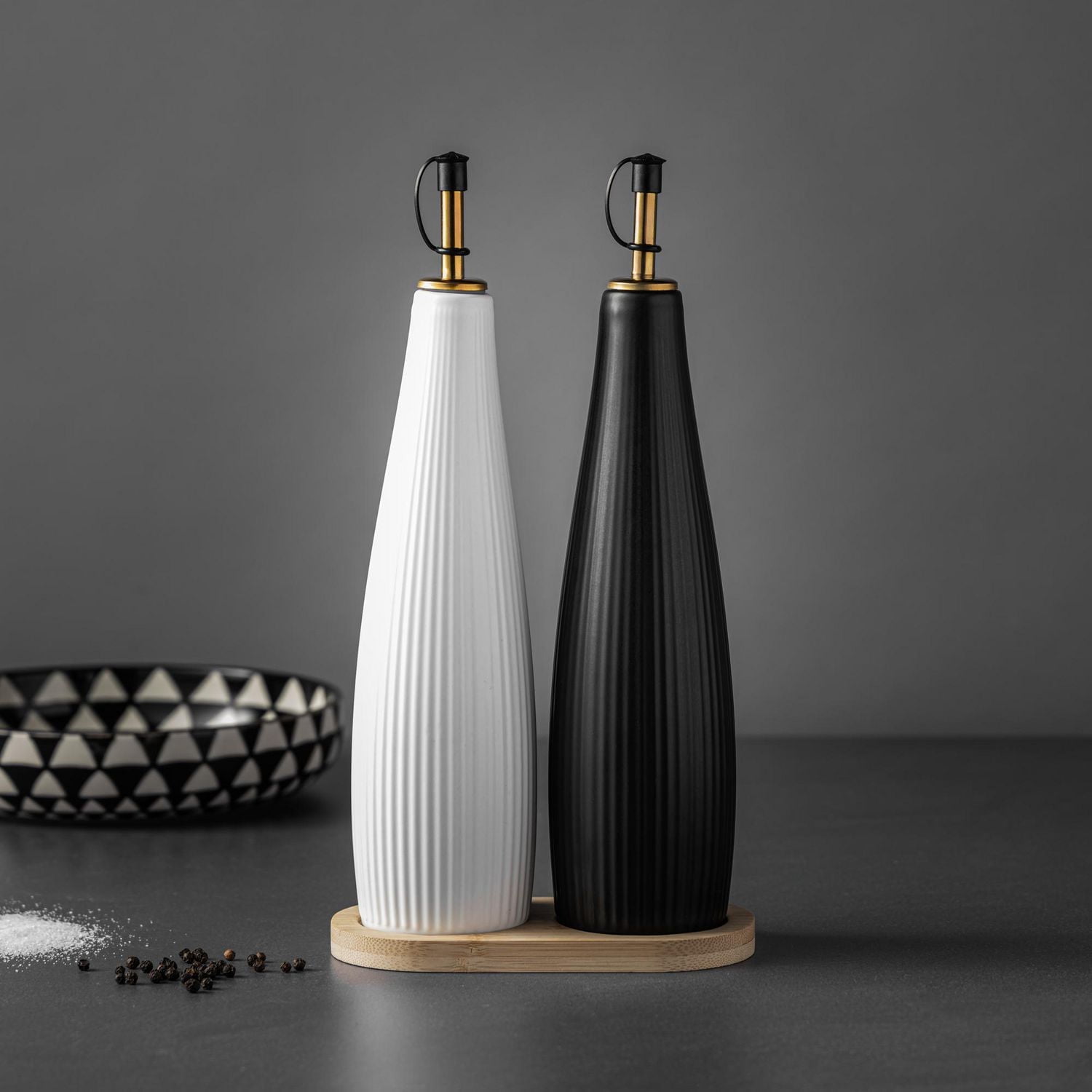 Thyme & Table Ribbed Cruet Set, Cruet