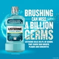 thumbnail image 4 of Enjuague bucal Listerine Cool Mint antiséptico de 250 ml para el mal aliento, 4 of 8
