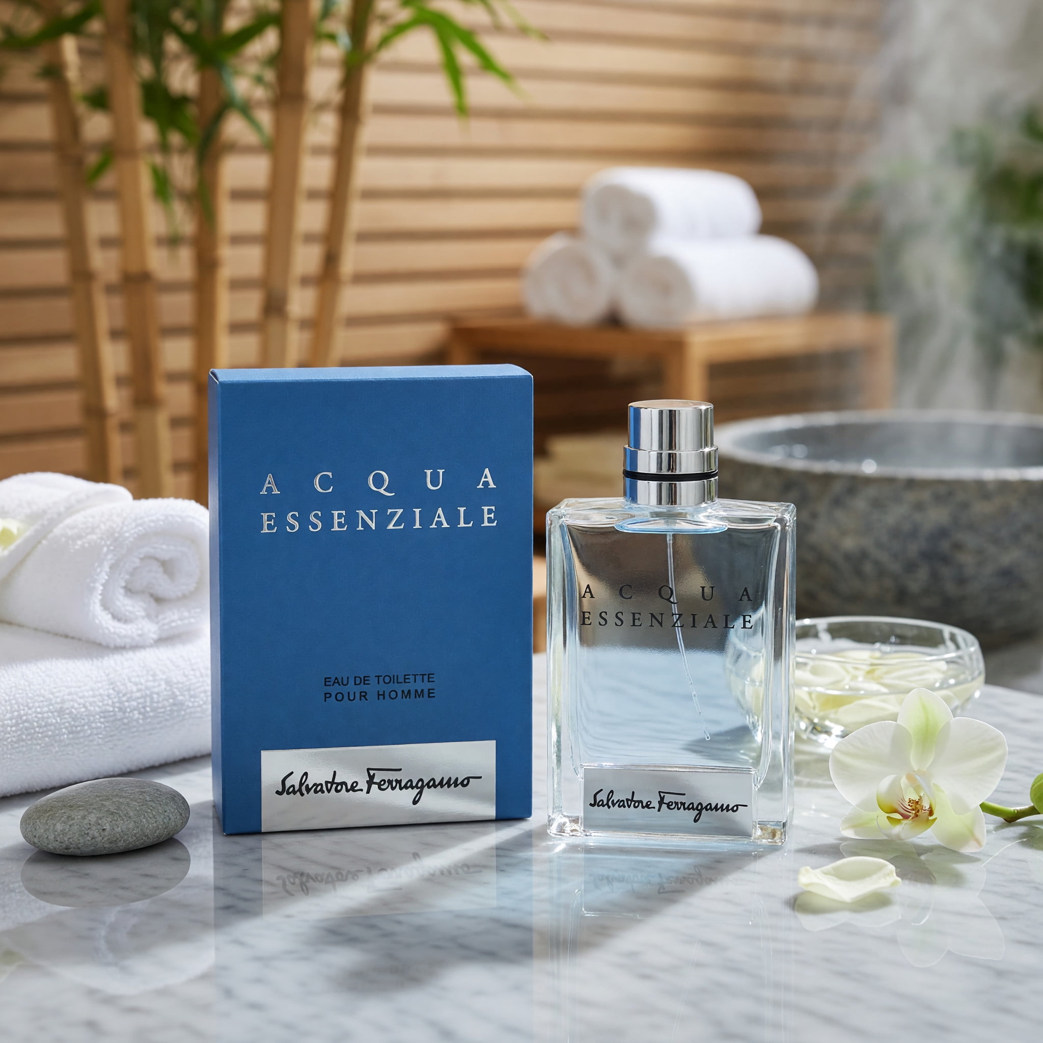 【あおむし様用】Salvatore Ferragamo GARDA QT Salvatore Ferragamo Acqua Essenziale Eau De Toilette Spray for Men
