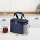 thumbnail image 2 of Bolsa térmica suave, su compañera esencial para el trabajo y el ocio, equipada con un grueso aislamiento de papel de aluminio y correas de hombro ajustables para un transporte versátil, perfecta para, 2 of 5