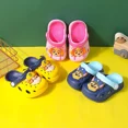thumbnail image 4 of Zapatos tipo zuecos de dibujos animados para niños, sandalias de playa Unisex para jardín y bebé, zapatos sin cordones, calzado cómodo de suela blanda para niños, 4 of 5