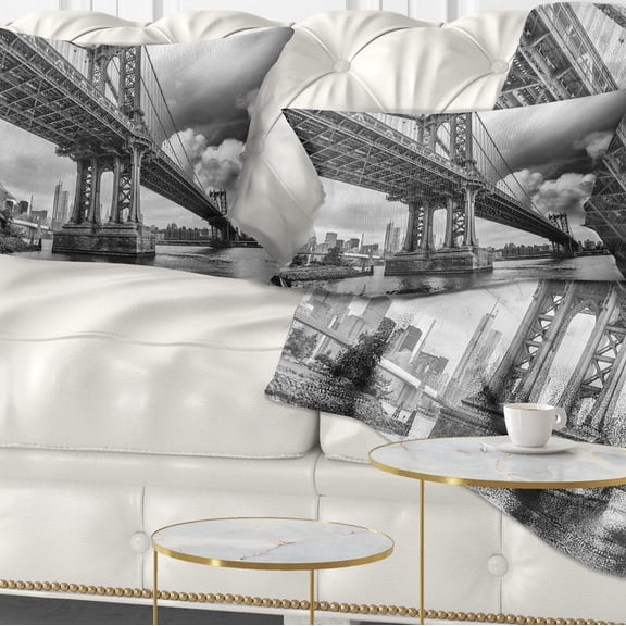 Designart Manhattan Bridge in Gray Shade - Cityscape Photo Throw Pillow - 12x20