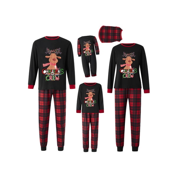 Pijama navideño a juego con estampado de alces: camisa de manga larga y pantalón a cuadros. Ropa de estar por casa suave.