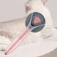 thumbnail image 5 of Removedor de cabellero Colco para mascotas cepillo Autolimpiante rosa, 5 of 8