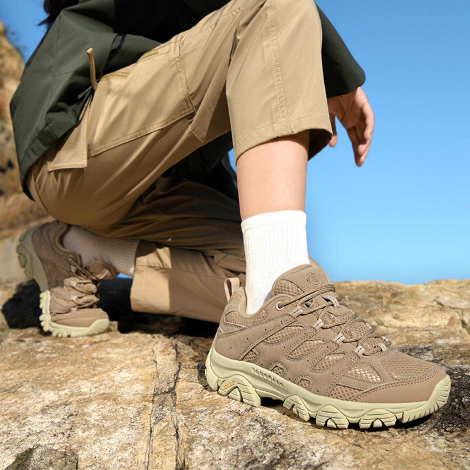 LASUDRAA Men's and Women's Hiking Shoes Comfortable Anti Slip Low Cut Outdoor Walking Work Couple Sneakers