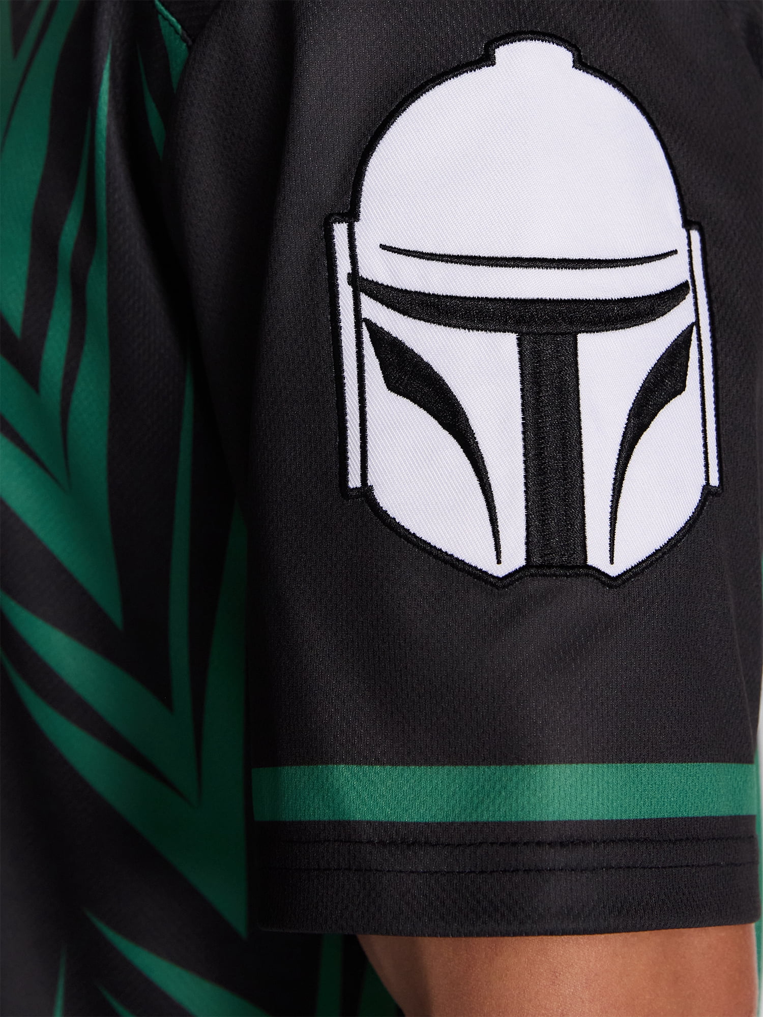 Star Wars The Mandalorian Men's and Big Men's Graphic Mesh Soccer Jersey, Sizes XS-5XL