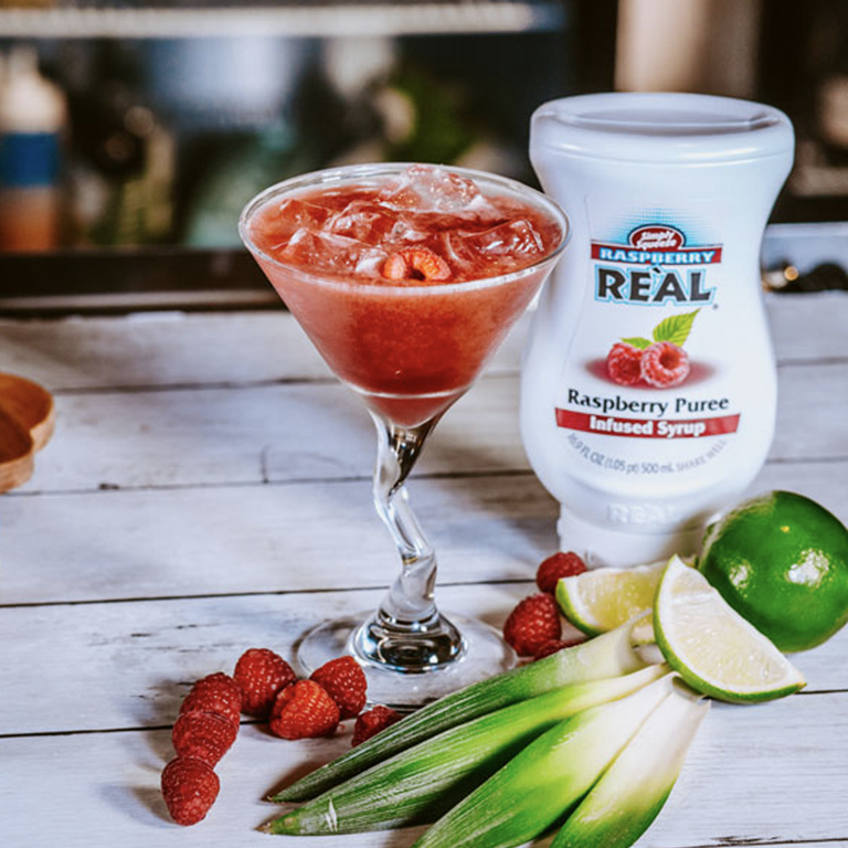 Reàl Infused Exotics Simply Squeeze Raspberry Infused Syrup 16.9oz