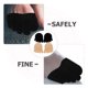 thumbnail image 5 of 2 pares / paquete Calcetines de antepié para mujer Calcetines invisibles de algodón con cinco dedos Antideslizantes No-show Shocks (Negro + Beige), 5 of 5
