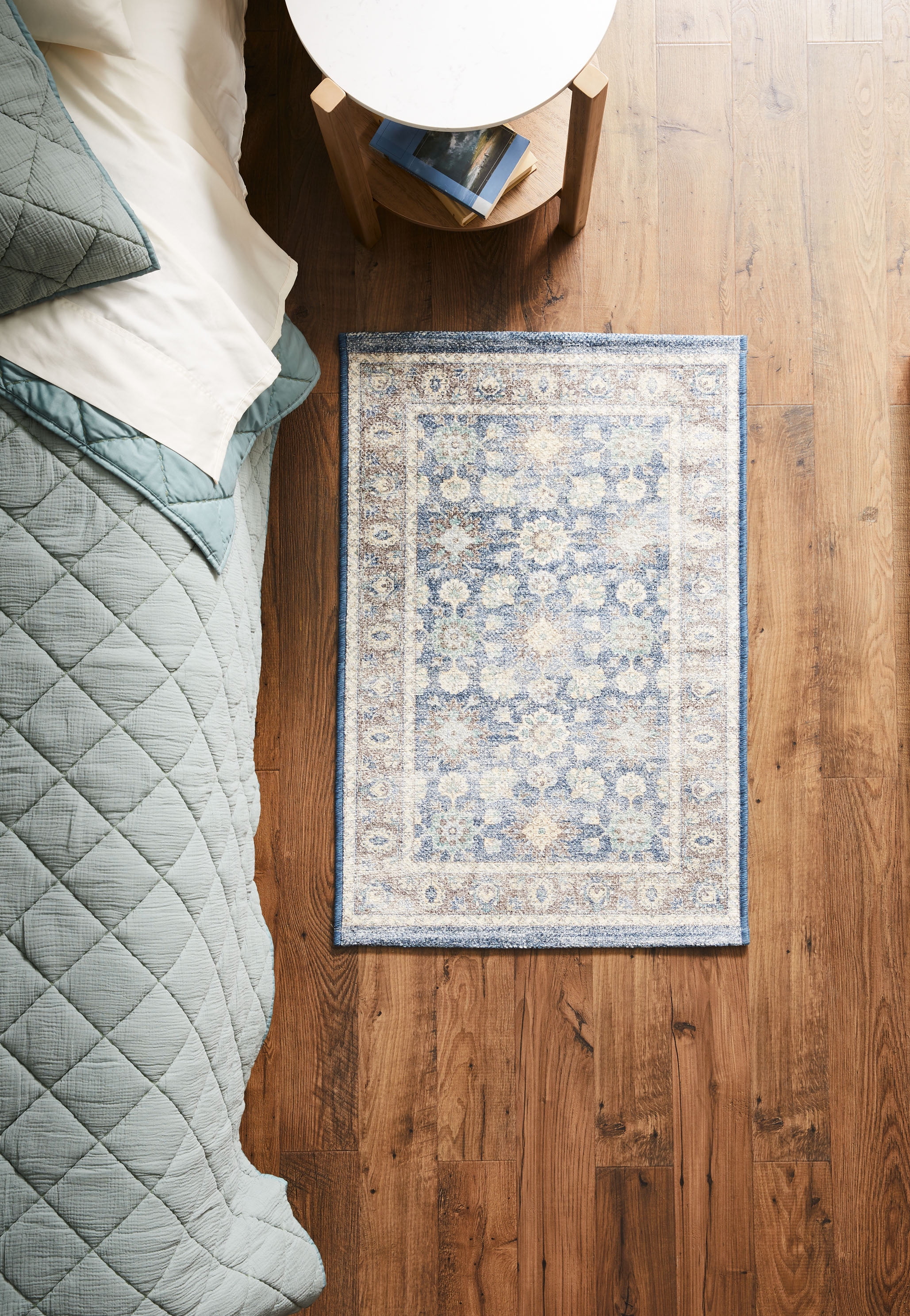 Better Homes & Gardens Blue Floral Indoor 24" x 36" Accent Rug
