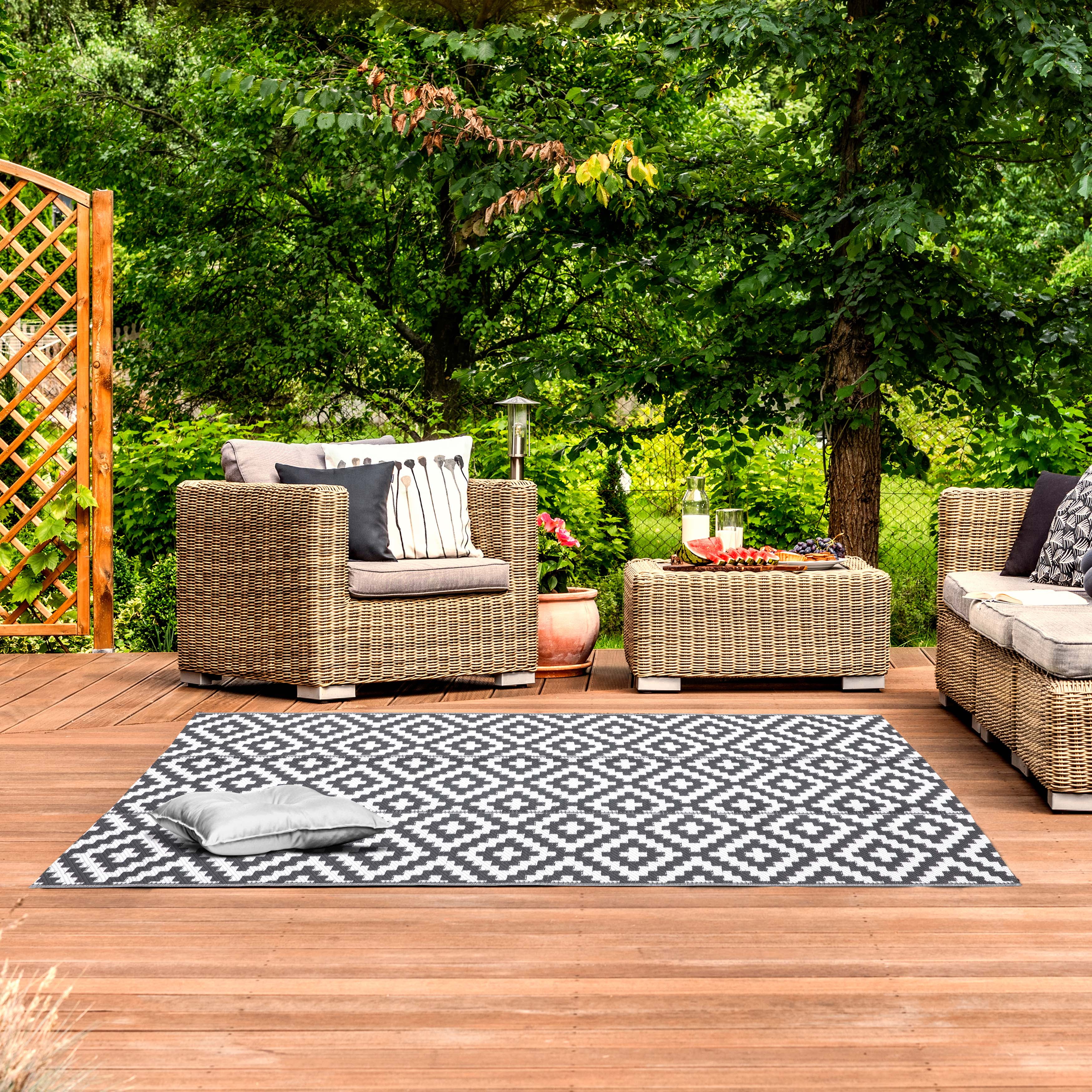 Nuu Garden 5'x 7' Reversible Mats, Plastic Straw Rug, Modern Area Rug, Large Floor Mat and Rug for Outdoor, RV, Patio, Backyard, Deck, Picnic, Beach, Trailer, Camping