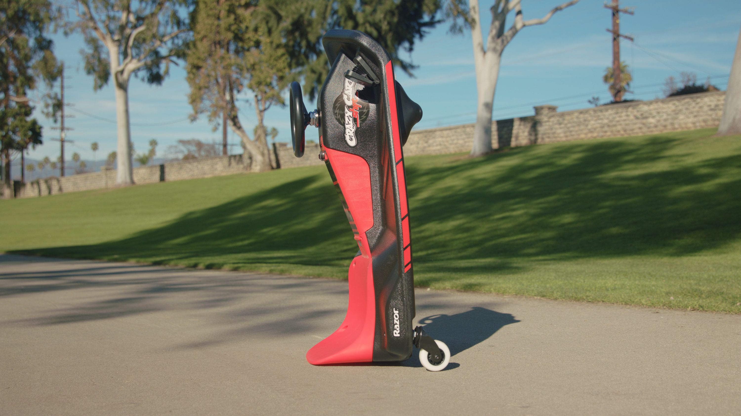 razor 12 volt crazy cart