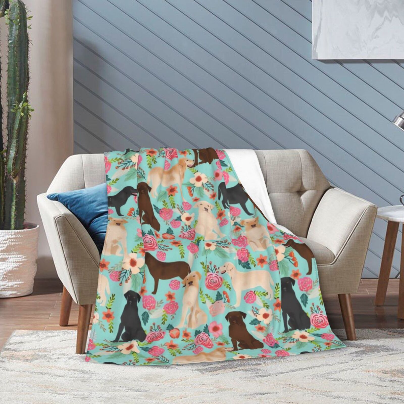 Wijzvio Abrador Retriever Dog Flower Floral Throw Blanket Soft Fuzzy Fleece Blanket For Couch Bed Living Room Decoration 50"X40"