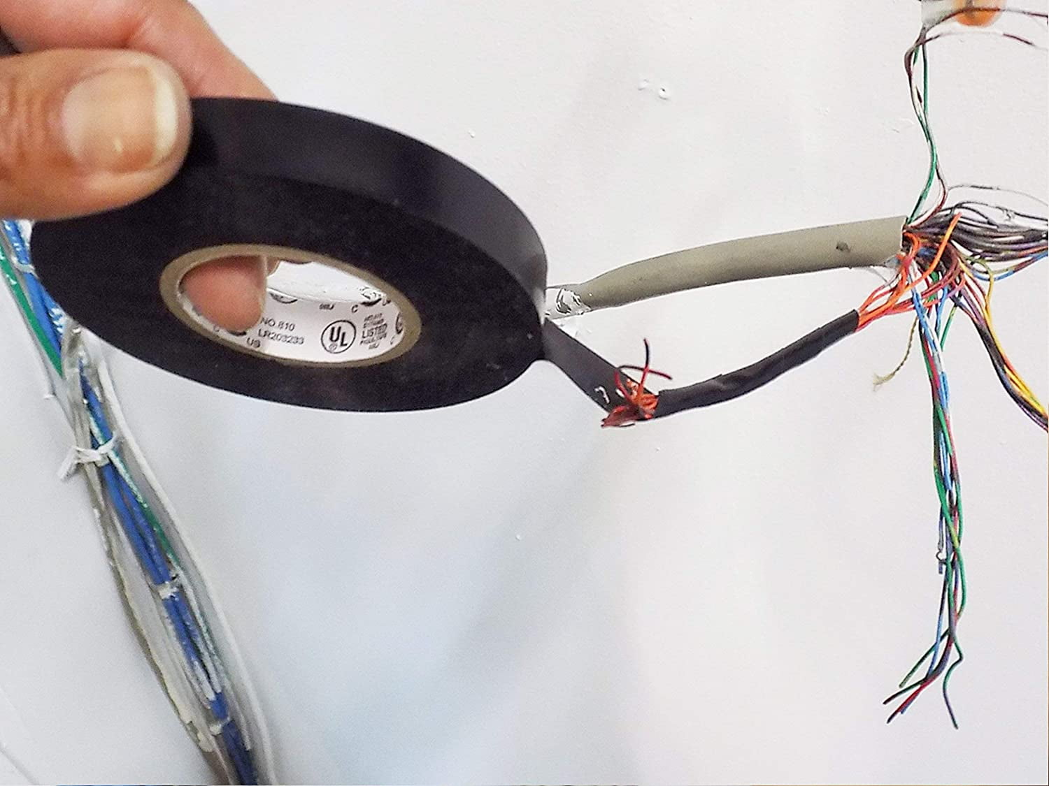 Wod Etc766 Professional Grade General Purpose White Electrical Tape Ul Csa Listed Core Vinyl Rubber Adhesive Electrical Tape 3 4inch X 66ft Use At No More Than 600v 176f Pack Of 1