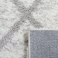 thumbnail image 6 of SAFAVIEH Berber Shag Phyliss Trellis Area Rug, Ivory/Grey, 5'5" x 7'7", 6 of 8