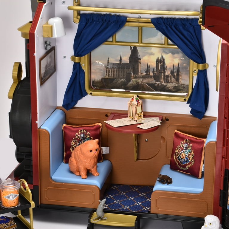 Harry Potter Hogwarts Express Interior My Life As Harry Potter