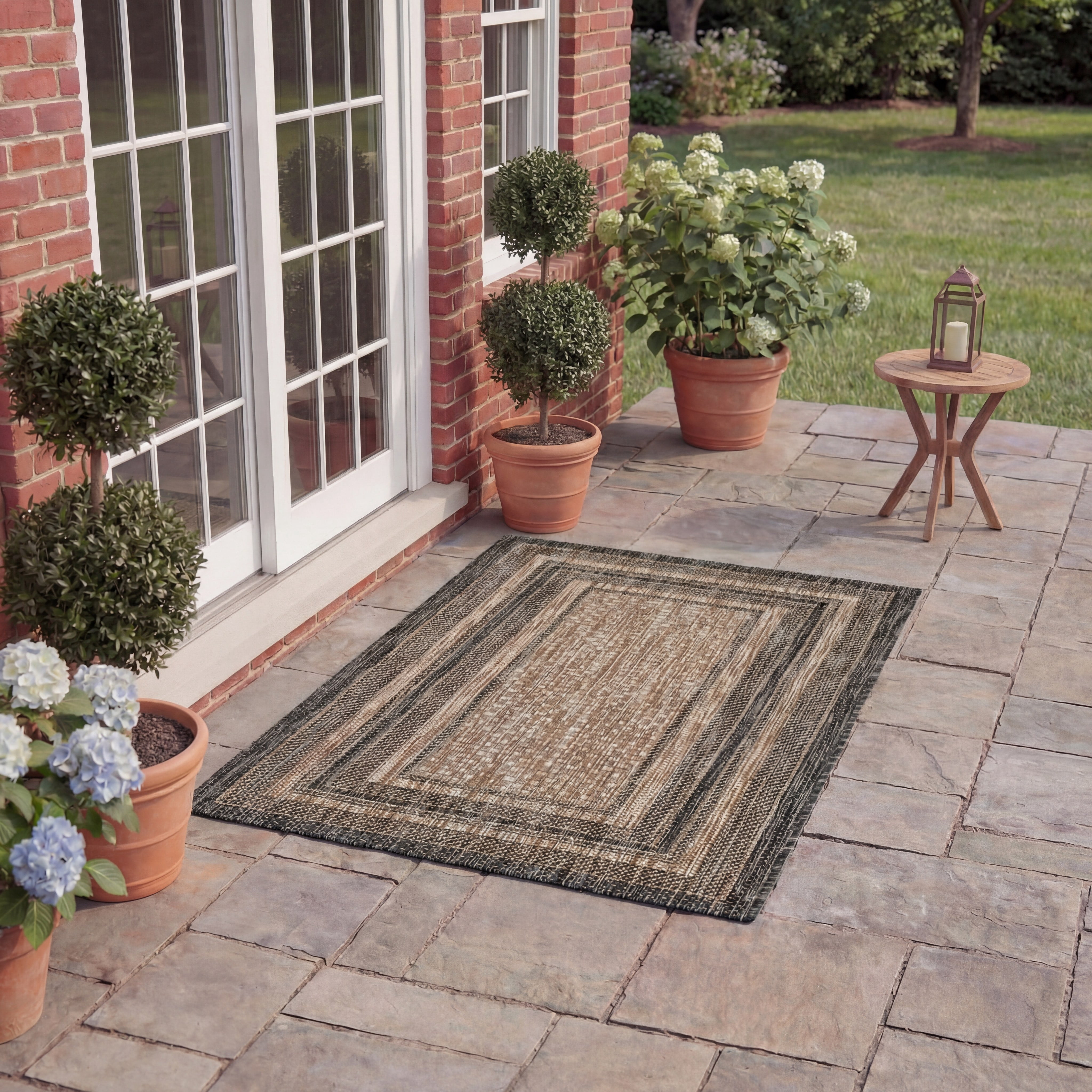 Safavieh Courtyard Ercan Bordered Indoor/Outdoor Area Rug, Natural/Black, 4' x 4' Square