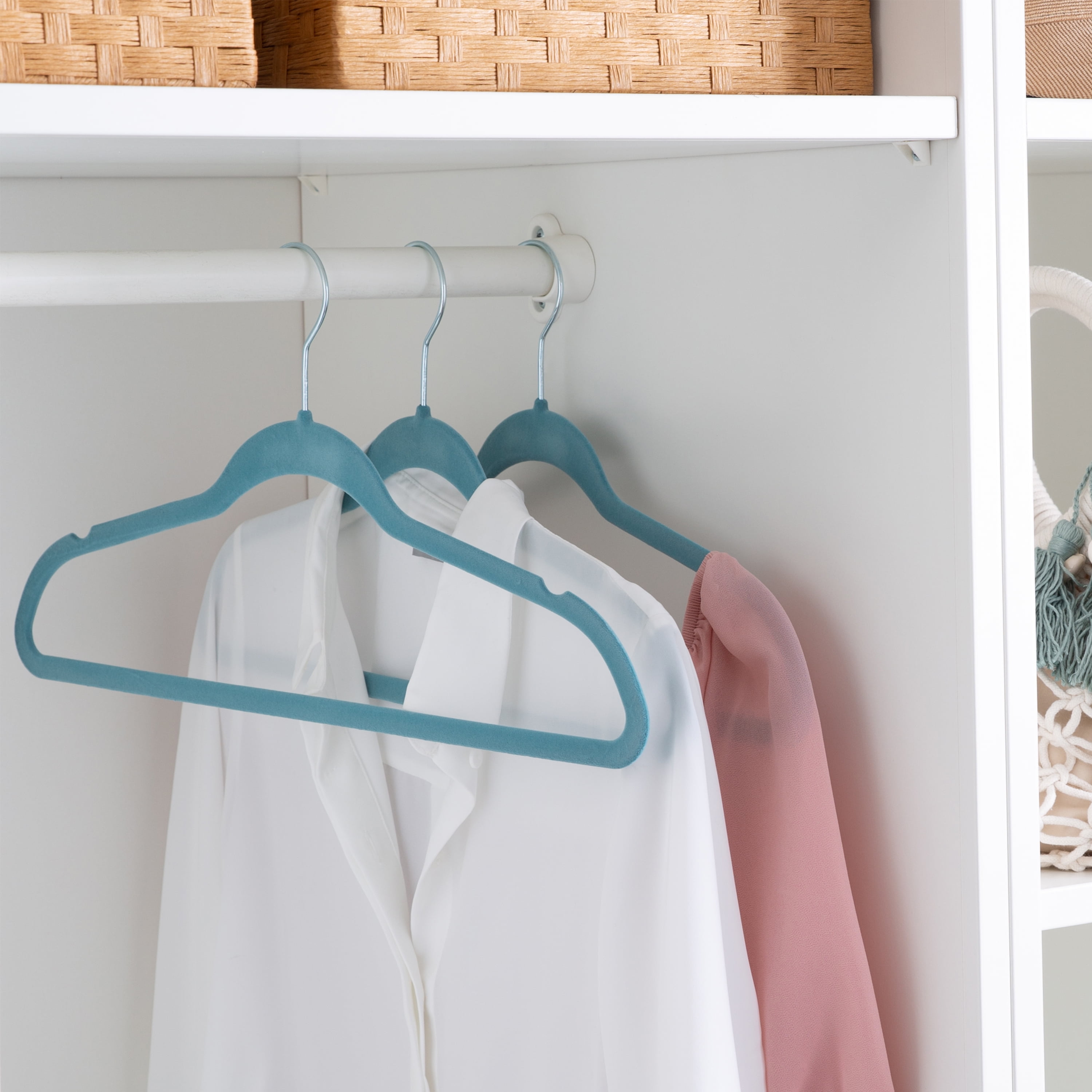 Simplify Slim Velvet Plastic Clothes Hangers, 25 Count