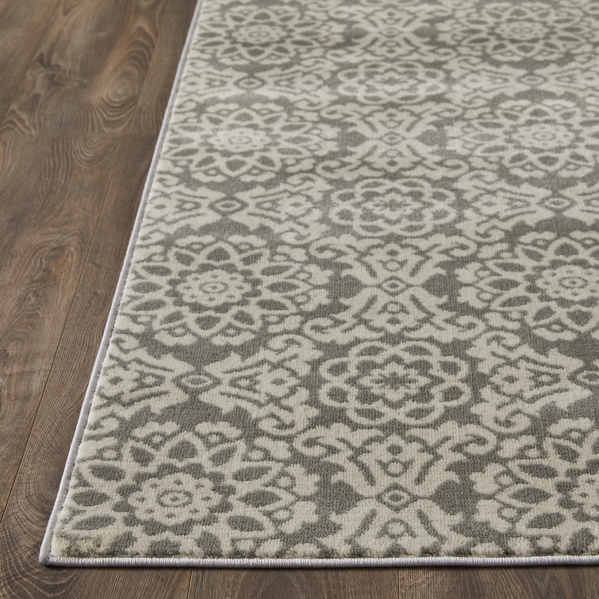 Loomaknoti Celena Alizia 9' x 12' Beige Floral Indoor Polypropylene Area rug
