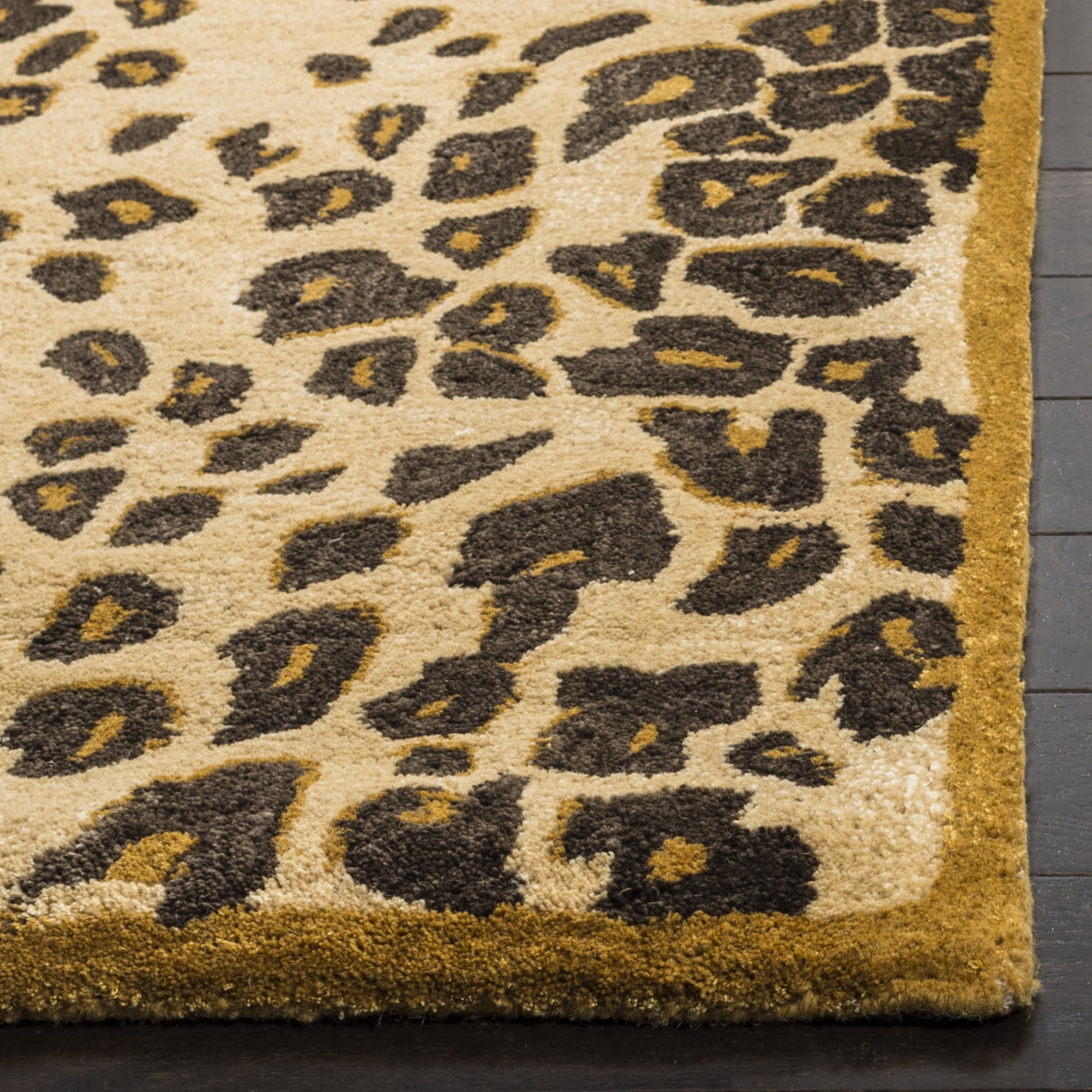 SAFAVIEH Martha Stewart Kalahari Spotted Area Rug, Teak, 4' x 6'