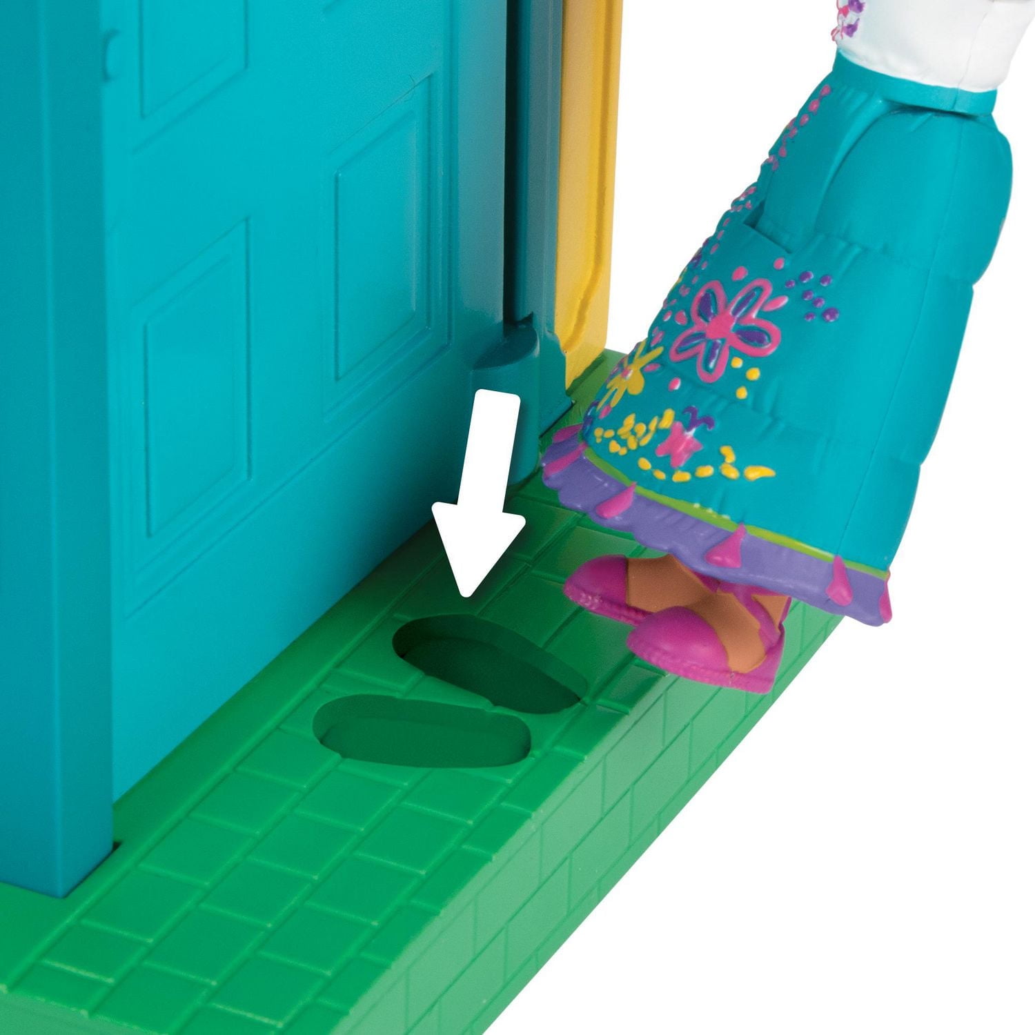 Disney Encanto Mirabel Room Small Doll Playset