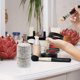 thumbnail image 4 of 1 juego de brochas de maquillaje con cristales brillantes, para difuminar el rostro, base líquida, polvos, corrector, sombras de ojos, herramienta de belleza con soporte para viajar a casa., 4 of 5