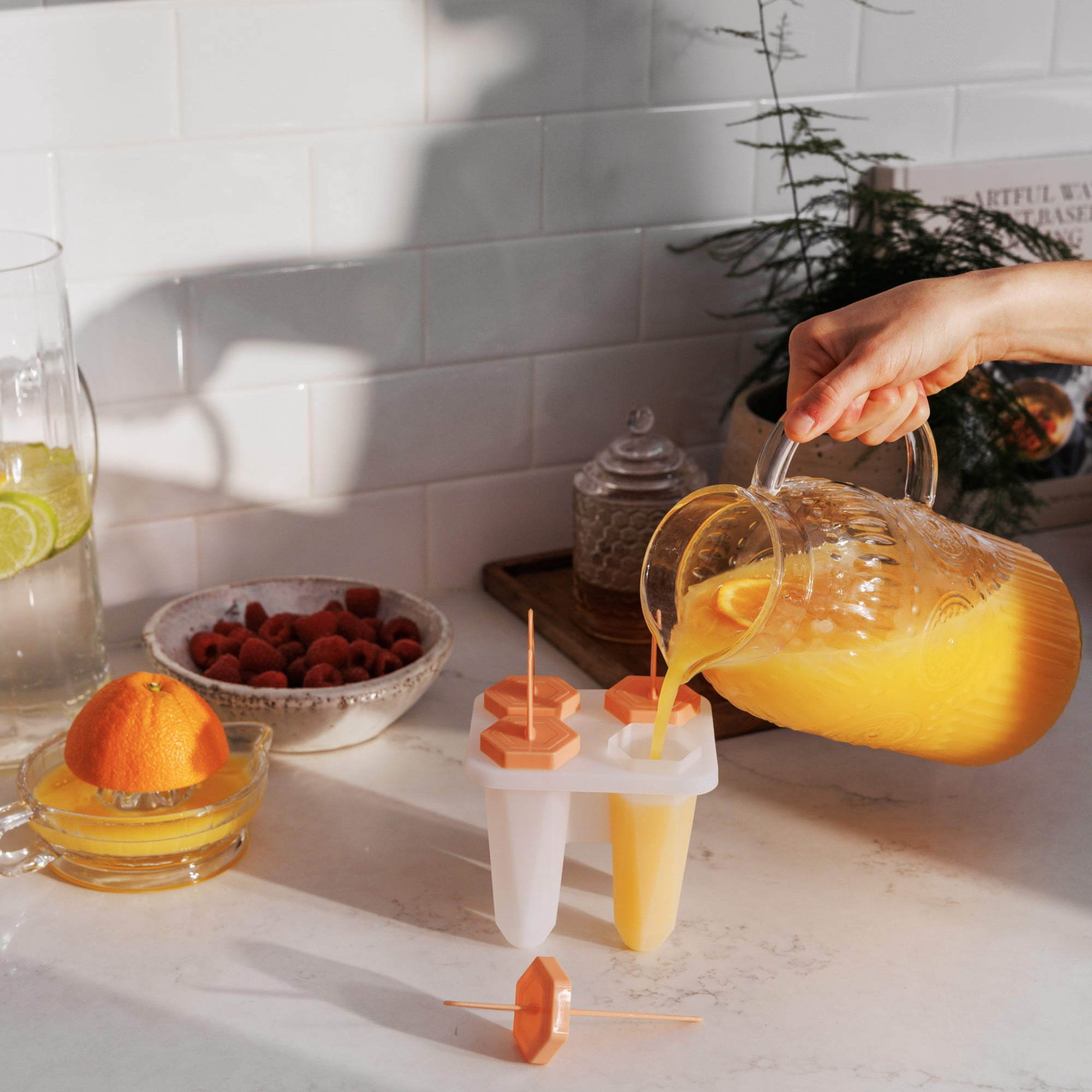 Thyme & Table 4-Well Silicone Ice Pop Mold - Orange