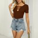 thumbnail image 3 of Tops de verano para mujer, camisa informal ajustada con cuello en V, manga corta, Color puro, diseño recortado, para fiesta, oficina, viajes, café L, 3 of 6