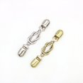 thumbnail image 1 of 4 piezas retro suéter clips cardigan collar clip mujeres broche chal clips - (plata antigua, oro antiguo), 1 of 5