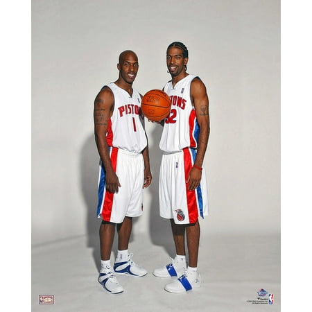 Chauncey Billups and Richard Hamilton Detroit Pistons Unsigned Larry O'Brien NBA Championship Trophy Photograph