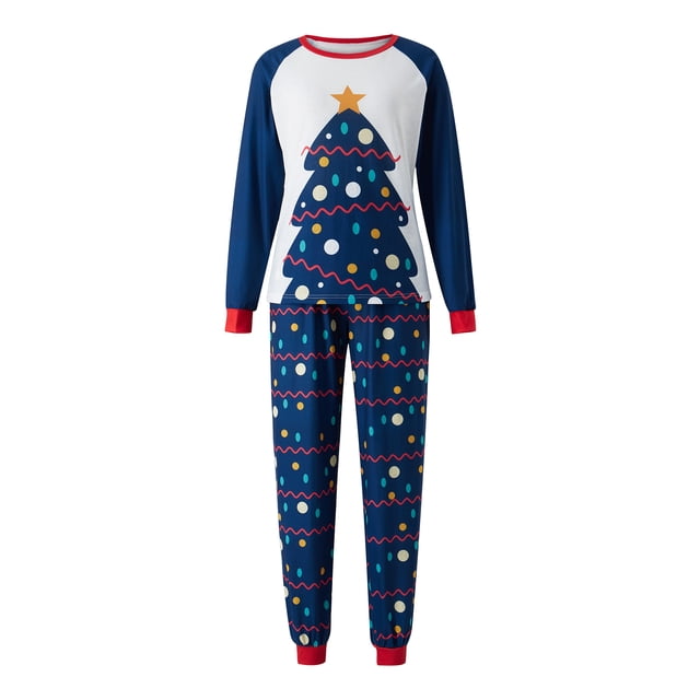 Pijama navideño familiar con estampado de árbol, cuello redondo clásico a juego, estilo casual, ropa de vacaciones.