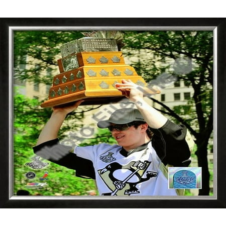 Cup Champion Wall Evgeni Malkin 2009 Stanley Cup Champions Victory P... Framed Photographic Print Wall Art ()