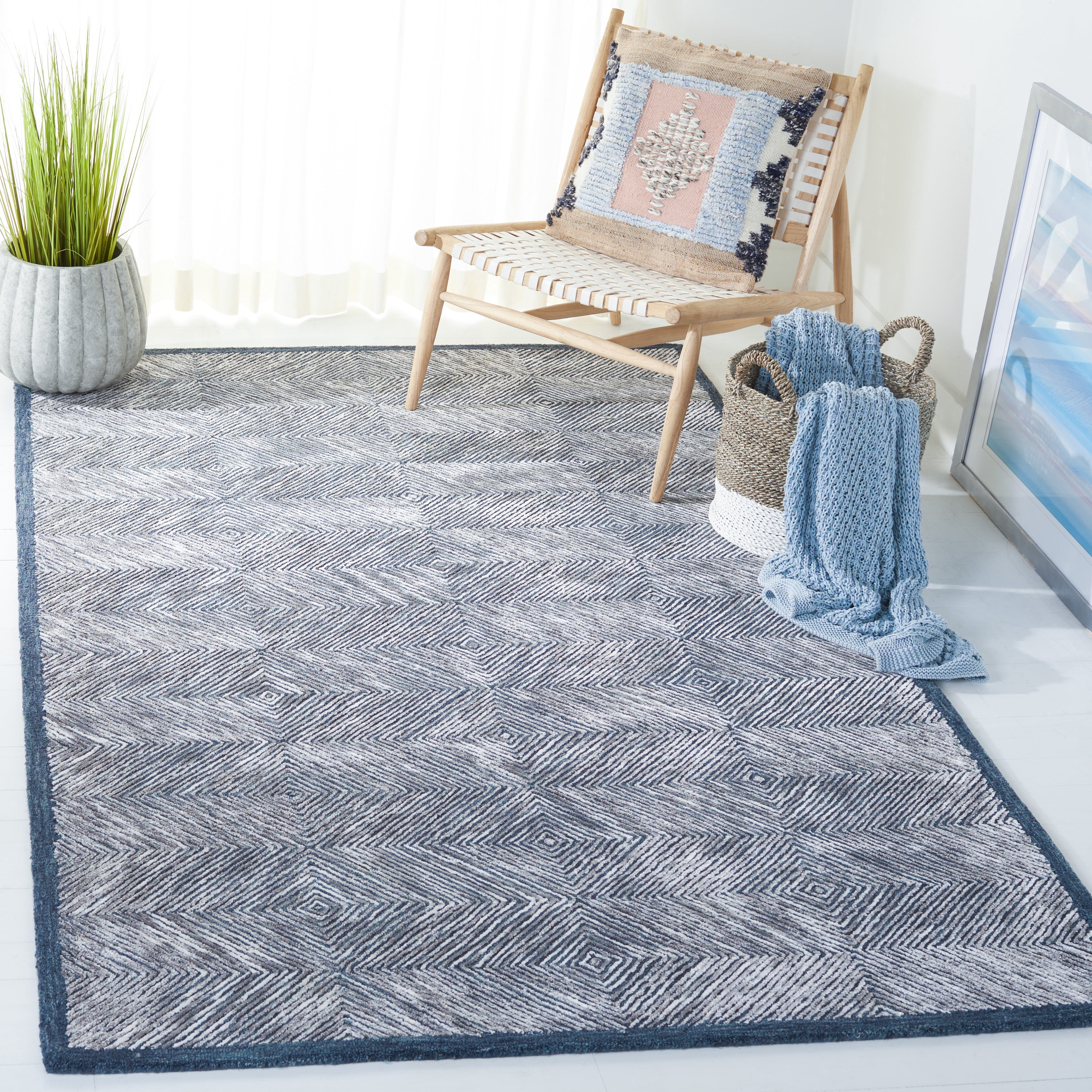 SAFAVIEH Soho Jonie Abstract Area Rug, Dark Grey/Ivory, 6' x 6' Square