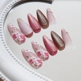 thumbnail image 3 of WBRRFJJ Set de 24 Uñas Postizas Almendra con Flores Rosas y Perlas 3D, 3 of 7