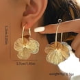 thumbnail image 2 of Aretes Colgantes de Flores para Mujer Llamativos de Moda Arete de Aro Aretes Colgantes Florales Joyería, 2 of 5