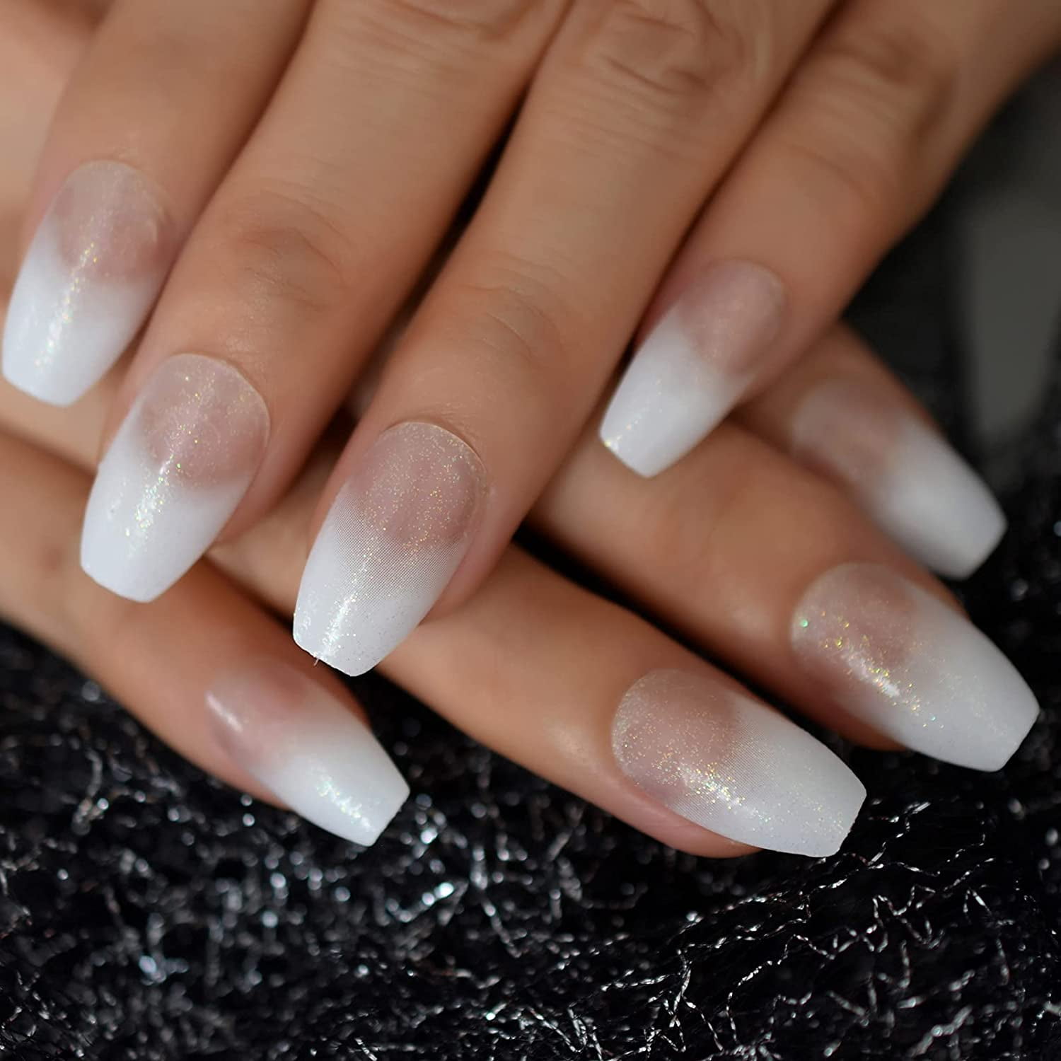 50 Fashionable White Nail Designs for Any Occasion in 2023