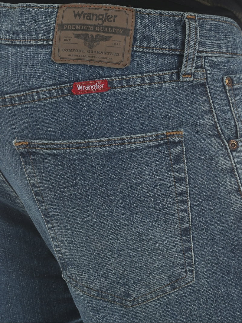 Wrangler Men's and Big Men's Straight Fit Jeans with Flex