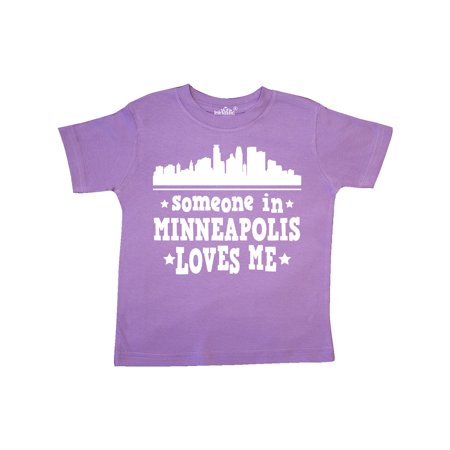 

Inktastic Minneapolis Someone Loves Me Skyline Gift Toddler Boy or Toddler Girl T-Shirt