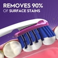 thumbnail image 2 of Oral-B 3D White Pro-Flex Stain Eraser cepillos de dientes medianos, 2 unidades, 2 of 9