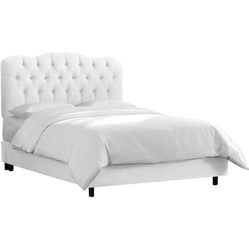 Skyline Furniture Custom Tufted Bed in Microsuede
