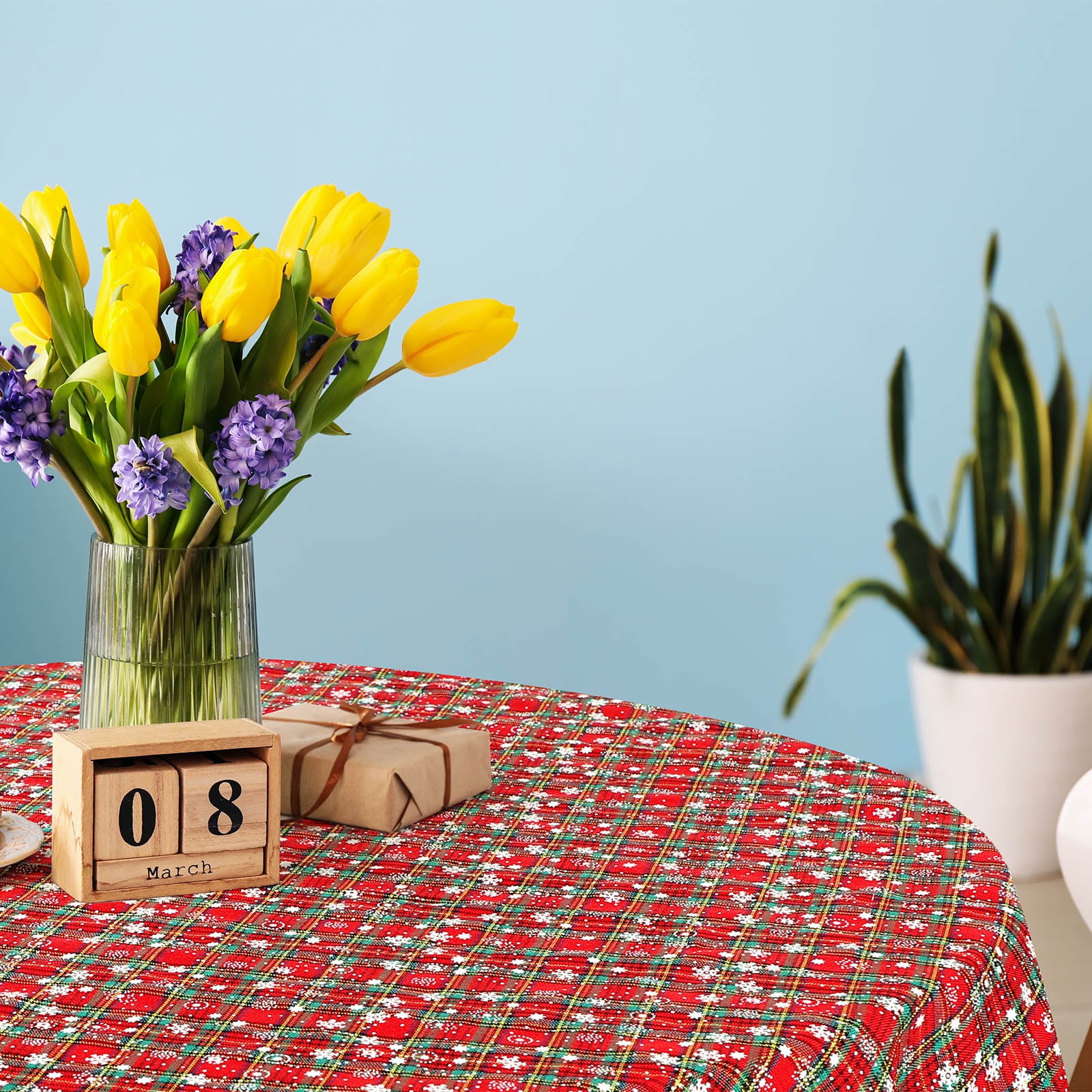 Christmas Plaid Tablecloth with Snowflake Pattern, 100% Terylene Waterproof Table Cover for Holiday Parties 59 x 86.6in