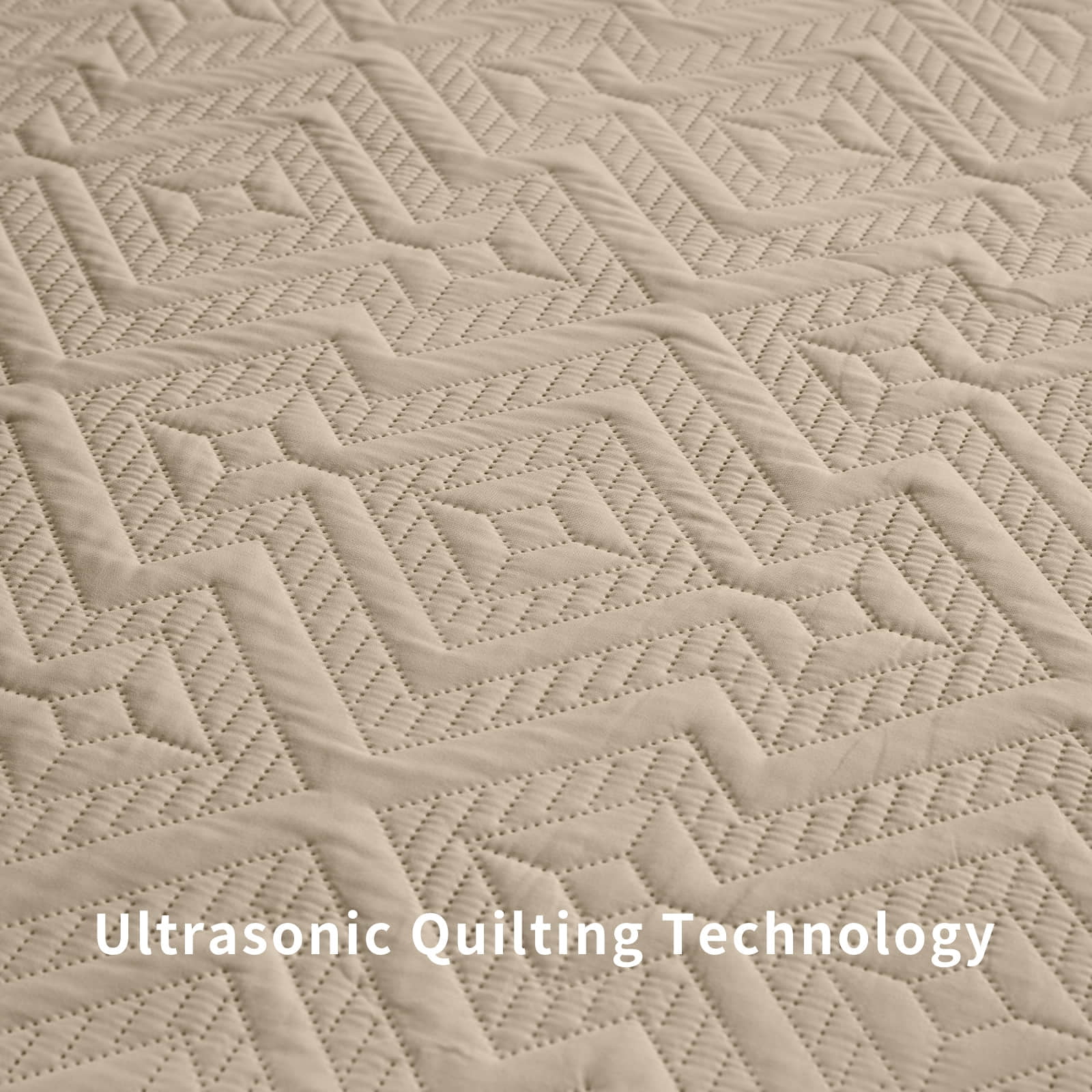 Quilt Set King Size 3 Pieces, Lightweight Beige Bedspread-98''x106'', Soft Microfiber Summer Quilt/Coverlet,Luxurious Warm Bedding Sets for All Seasons (Includes 1 Quilt, 2 Shams)