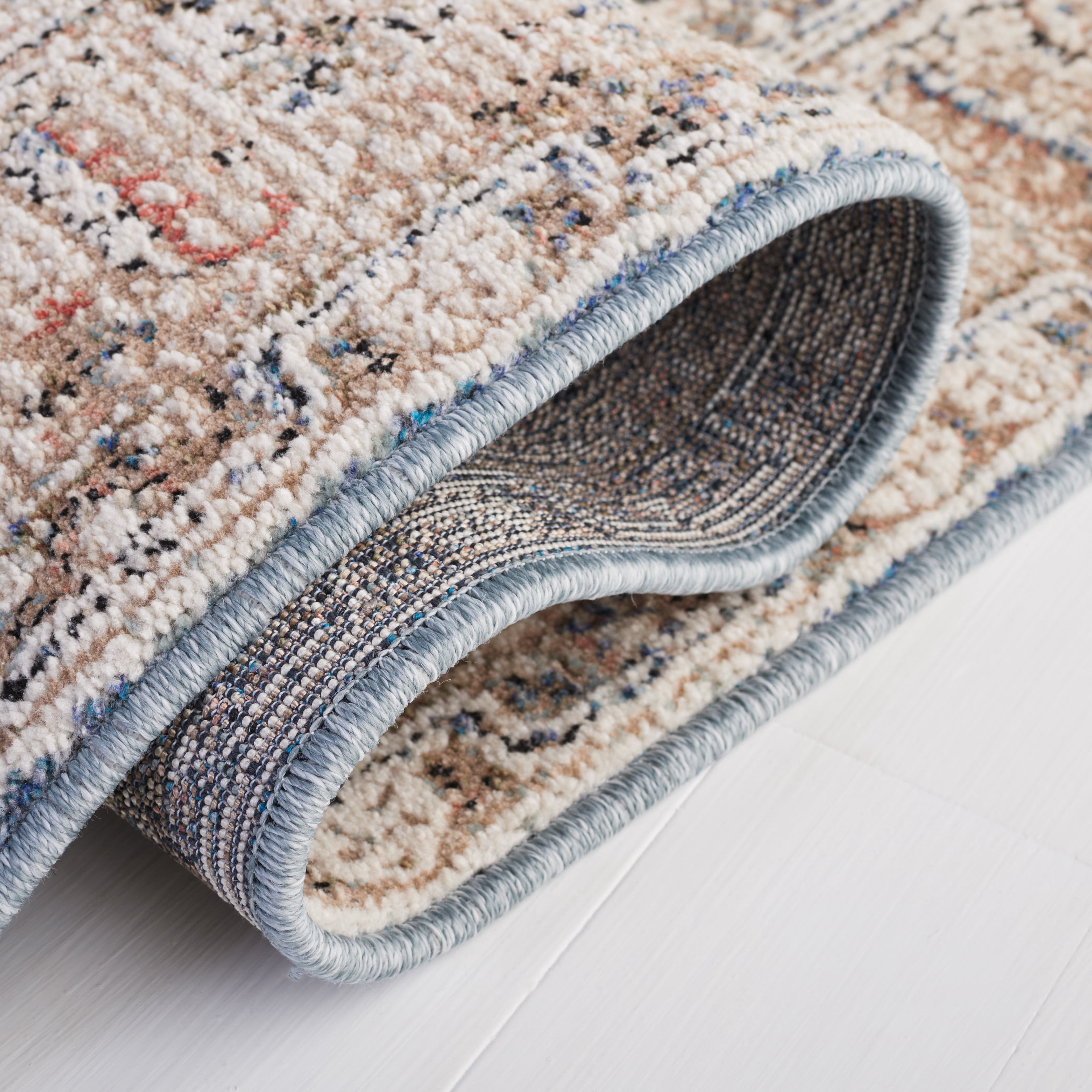 SAFAVIEH Vivaldi Roberta Abstract Area Rug, Blue/Ivory, 6'7" x 6'7" Round