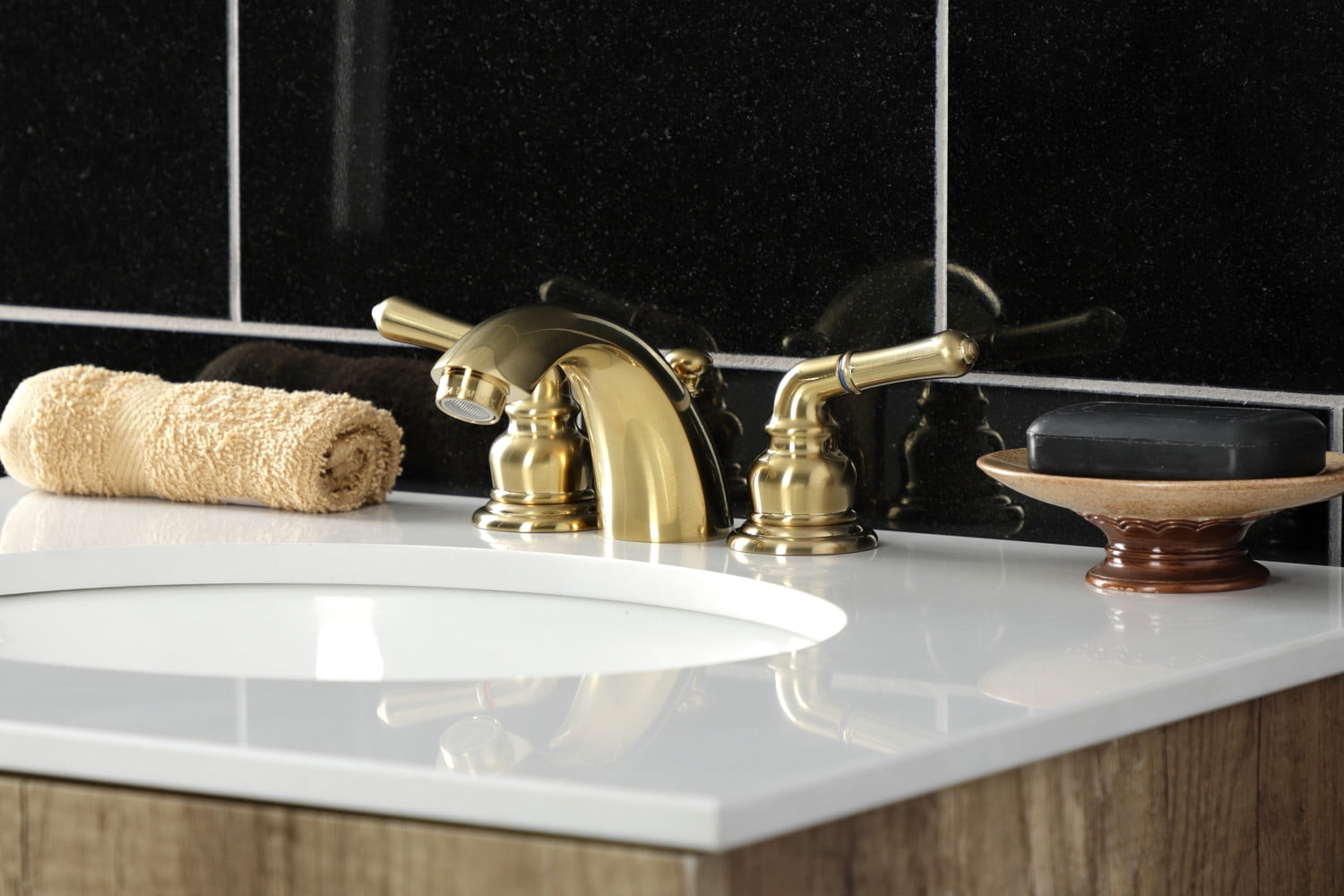 Kingston Brass KB957SB Magellan Mini-Widespread Bathroom Faucet, Brushed Brass