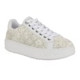 thumbnail image 1 of Zapatilla GUESS DENESA para mujer, color marfil/blanco, sintética 9US, 1 of 6