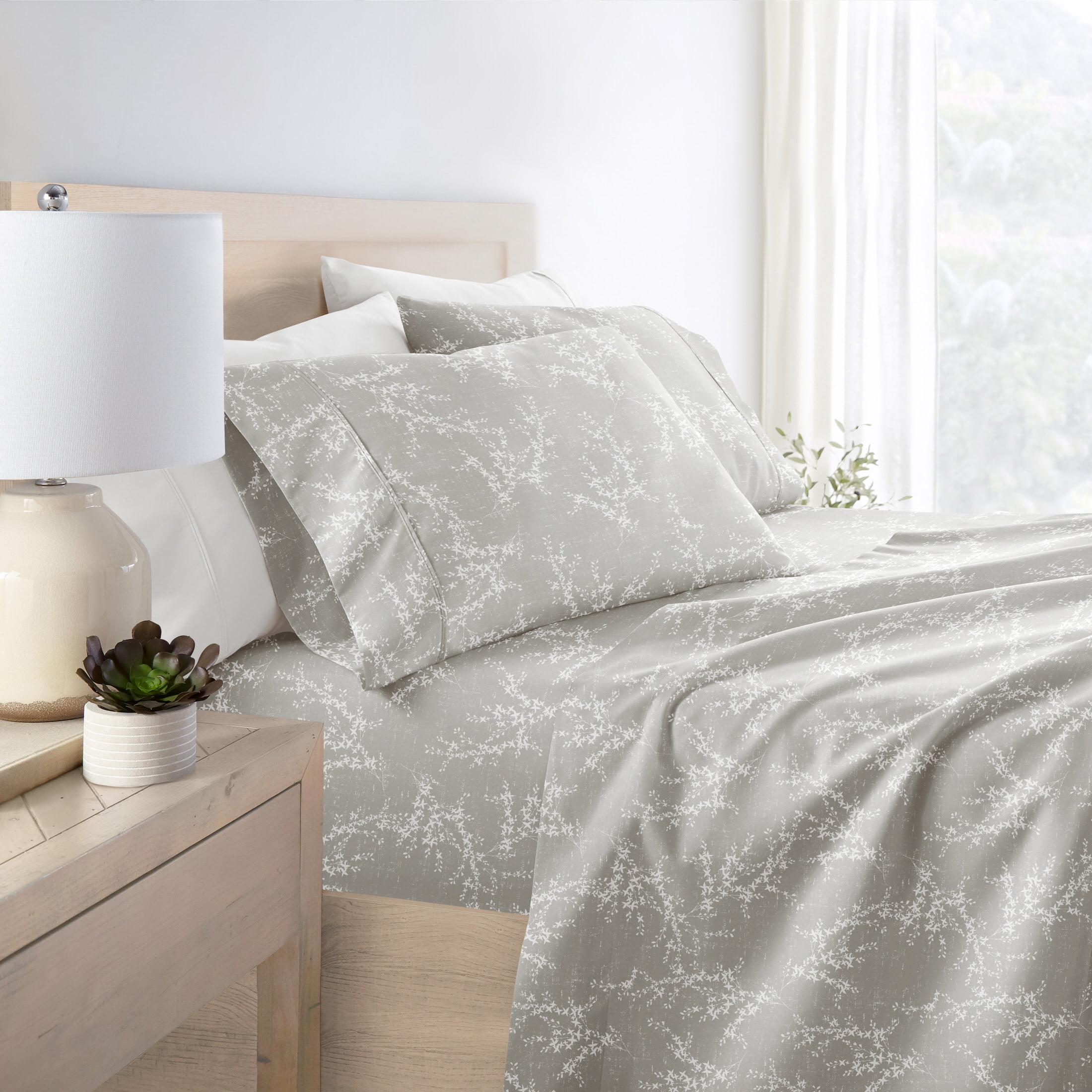 Noble Linens 4 Piece Pattern Microfiber Bed Sheets Set, Distressed Willow Light Gray, King