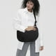 thumbnail image 3 of Bolso FASTFAIRY de nailon mediano con forma de media luna para hombro, 3 of 6