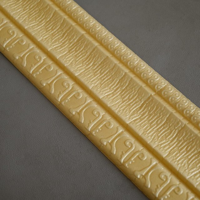 Borde de pared autoadhesivo 3D resistente al agua y despegable (2,3 m)