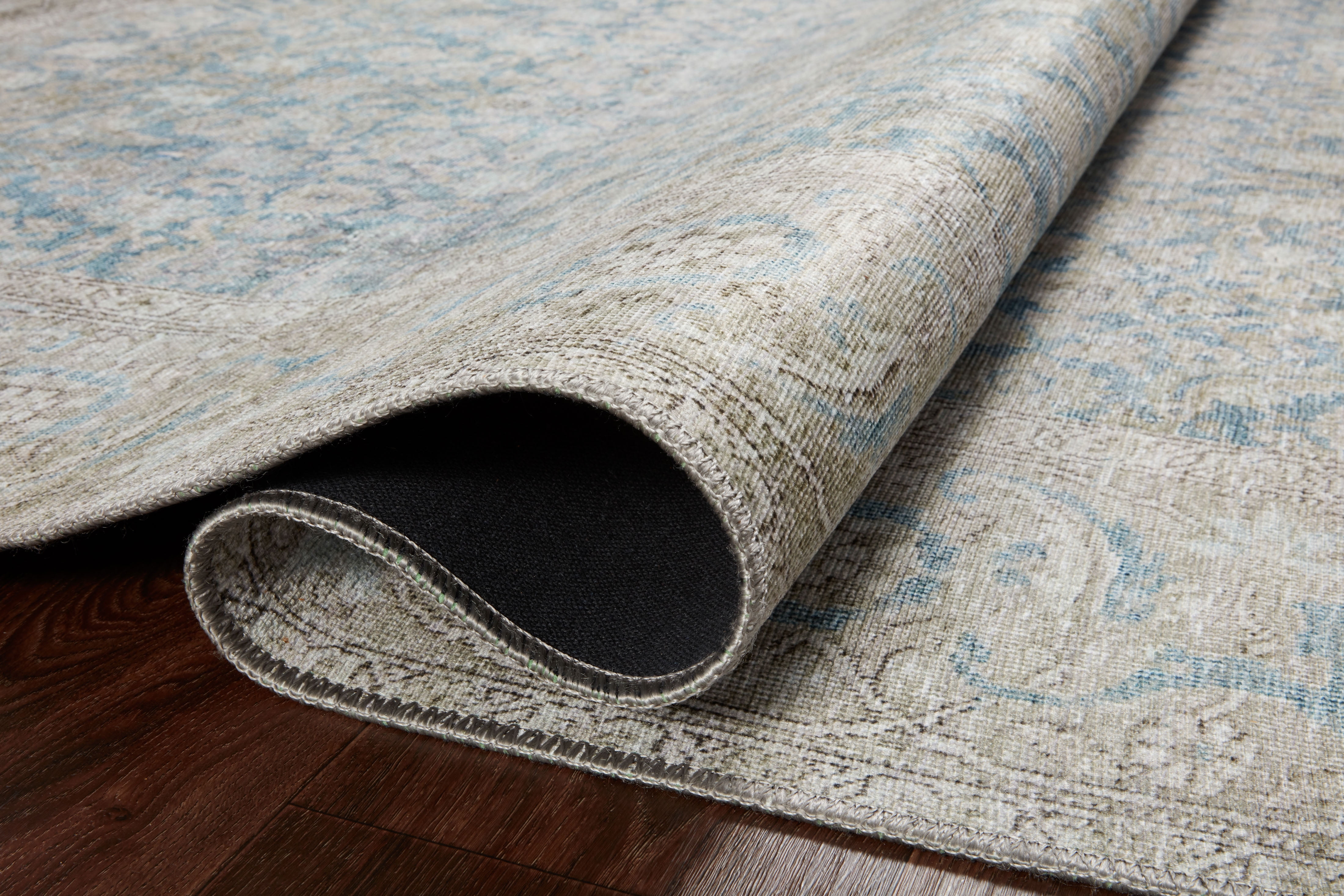 Loloi Wynter WYN-10 Ocean / Silver Oriental Area Rug 7'-6" x 9'-6"